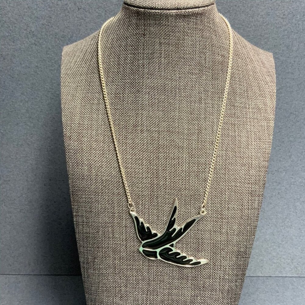 Bird In Flight Necklace 17 In Black Enamel Silver Chain Flying Retro BoHo Glam